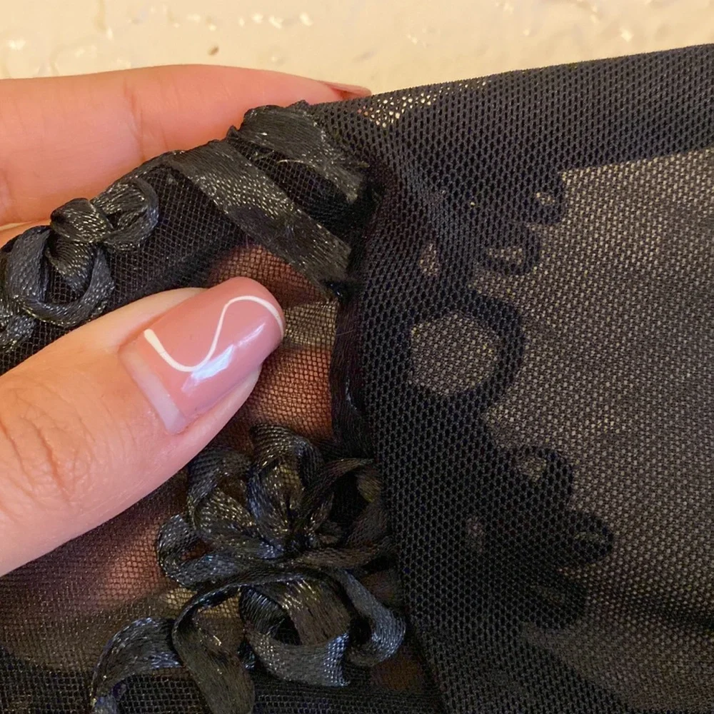 Festival Lace Crop top - Picture 8 of 9